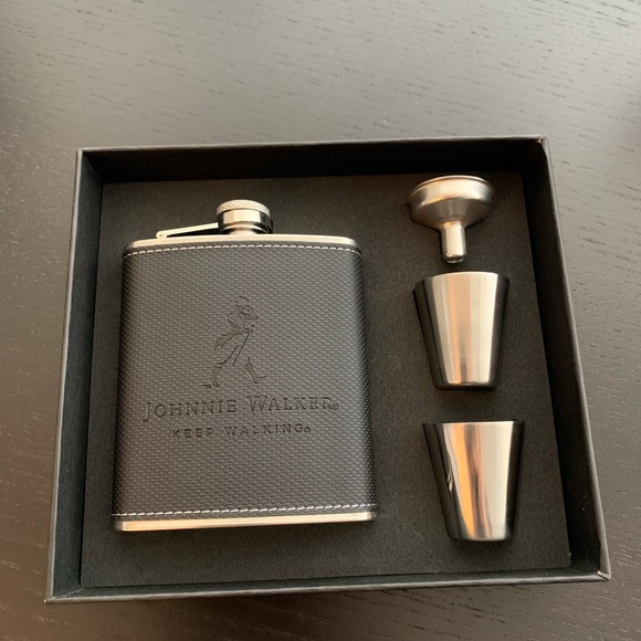 Brand New Johnnie Walker Flask with Funnel Set - Picture 1 of 3